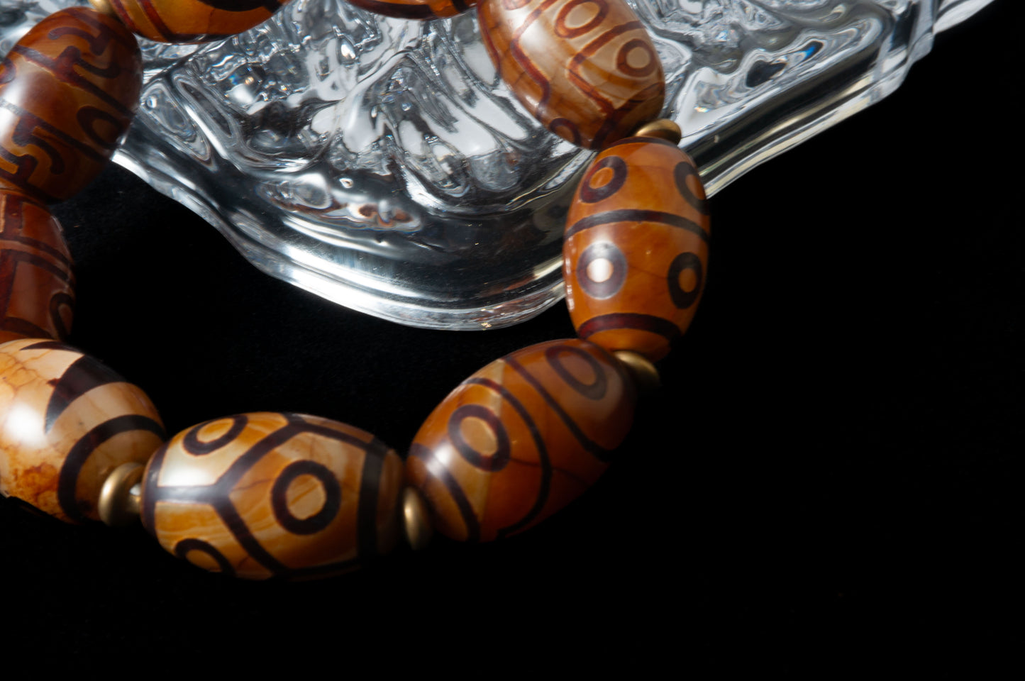 Tibetan Dzi Bead Bracelet with Nine Eyes Buddha Stones