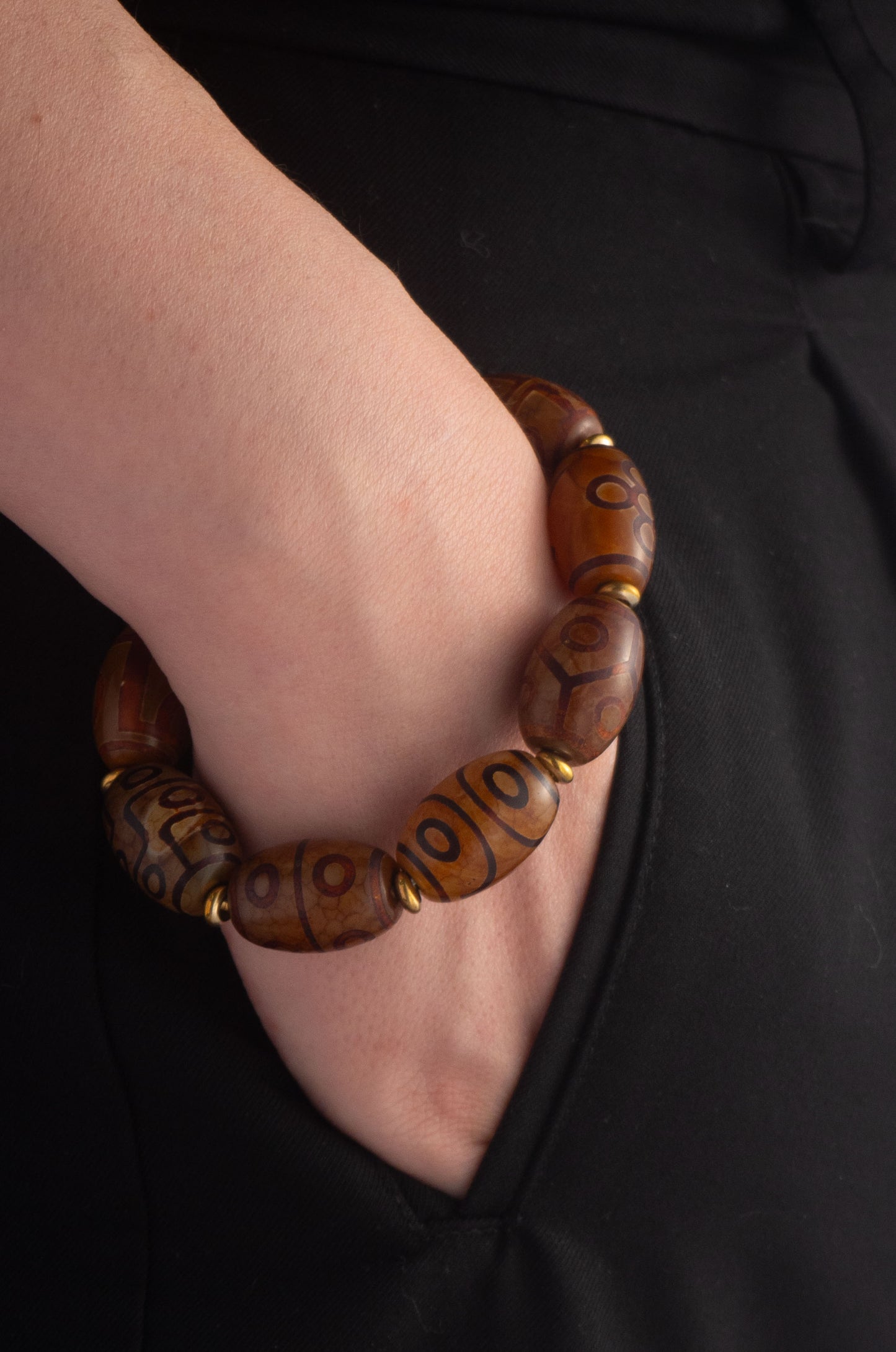 Tibetan Dzi Bead Bracelet with Nine Eyes Buddha Stones