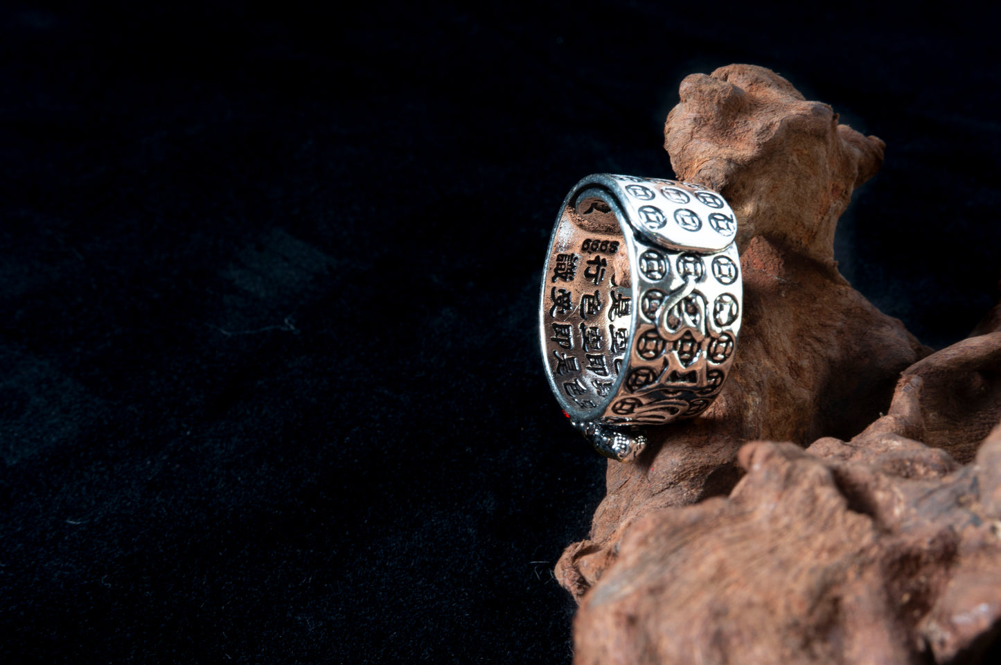 Tibetan Six-Syllable Mantra Silver Ring Buddha