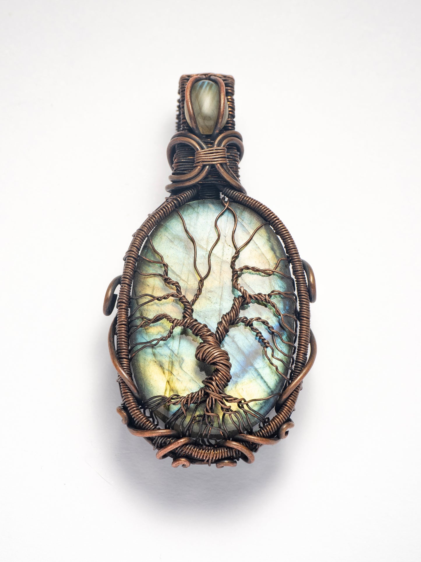 Handmade Oval Labradorite Necklace with Tree of Life